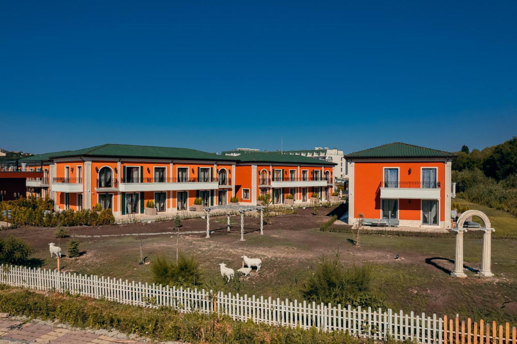 Villas For 4 Or 6 Adults In Therma Village Kranevo Exteriér fotografie